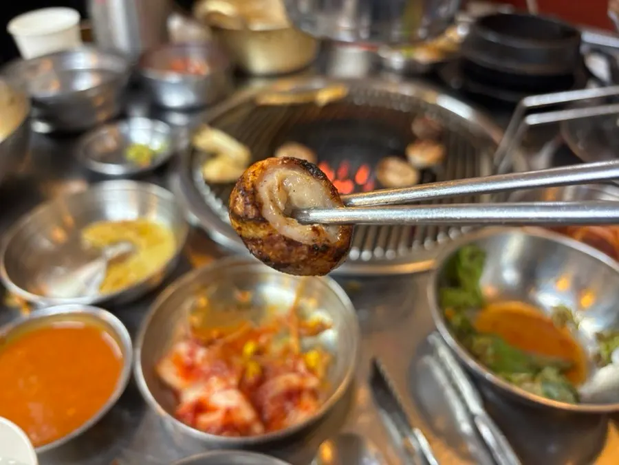 노릇하게 구워진 막창