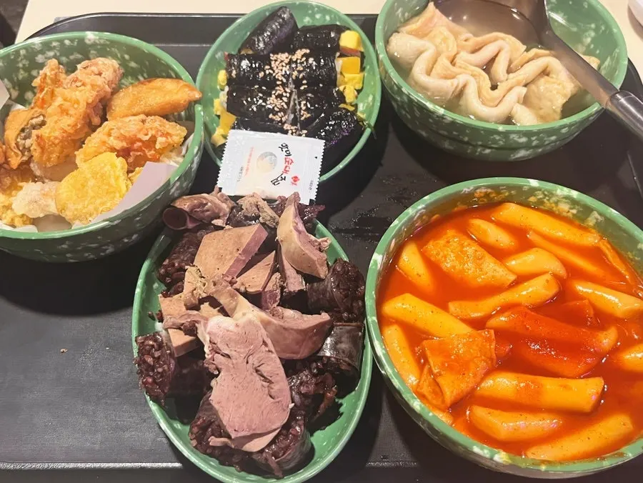 현선이 콤보세트 한 상 차림