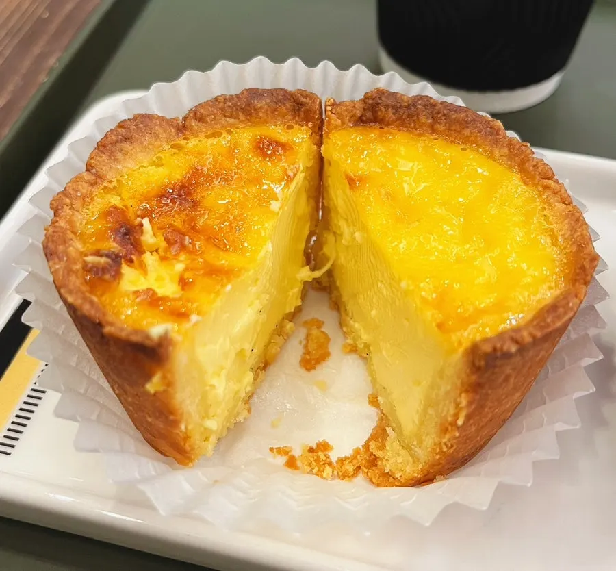 Egg tart from Cafe Sinabro cut in half