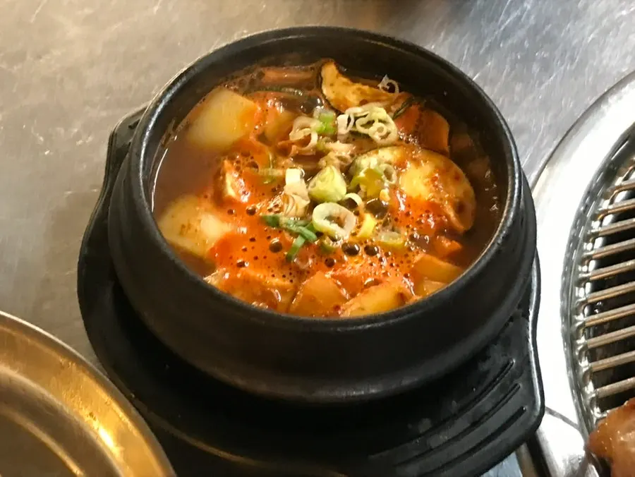 칼칼한 된장찌개 한 그릇
