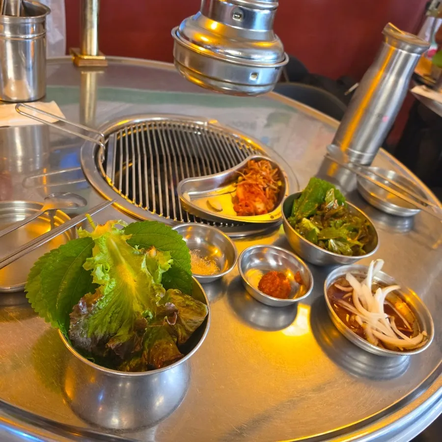 Plate of the 600g mixed grill platter