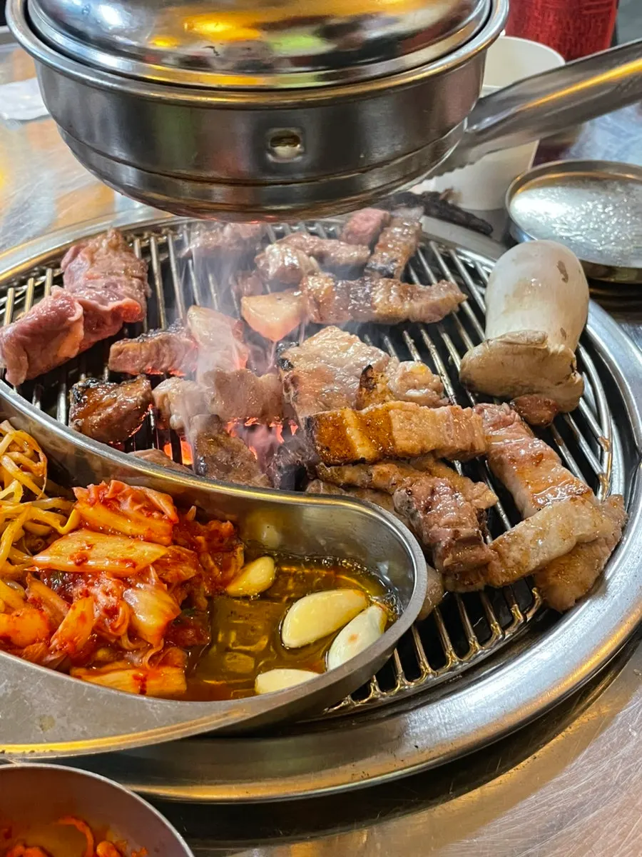 Generous bowl of water naengmyeon