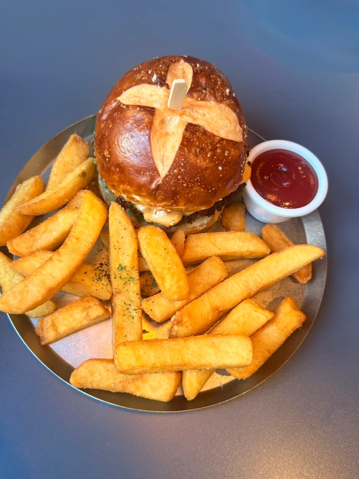 Daily Fix Euljiro's Classic Burger and Onion Rings, featured photo