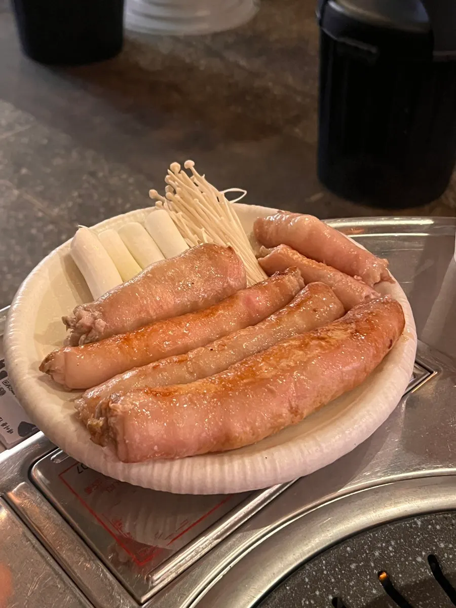 Plump Daegu makchang, three servings, on the grill