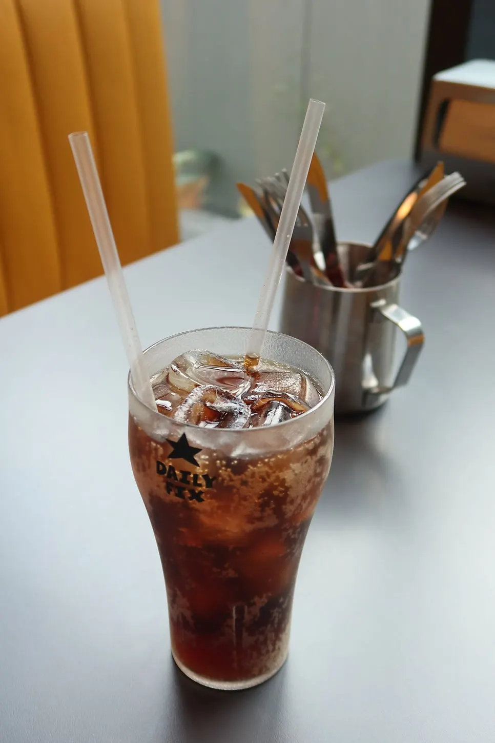 Bacon Cheeseburger and cola order