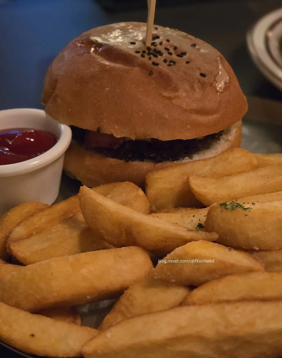 Full burger set and side dish spread