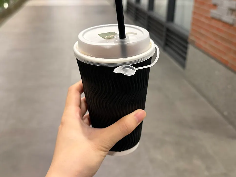 Pedido de iced americano descafeinado
