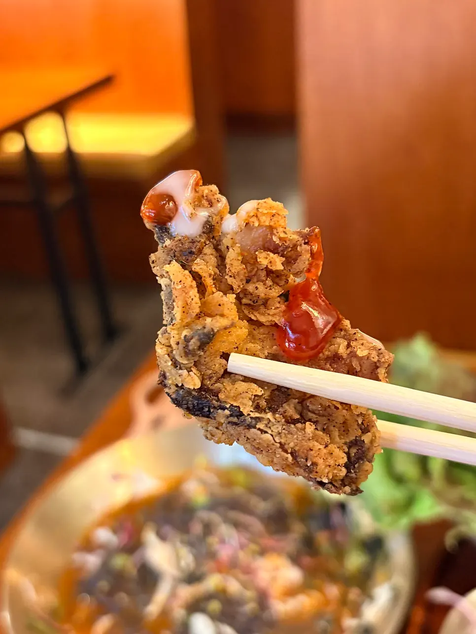 Crisp fried coating and jokbal texture
