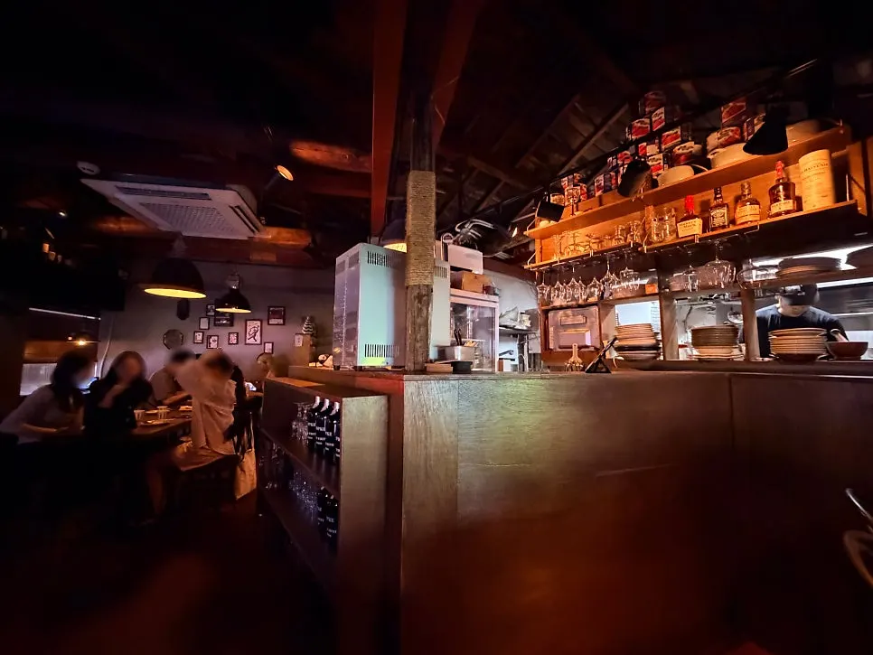 Evening table scene at Hey Jinny