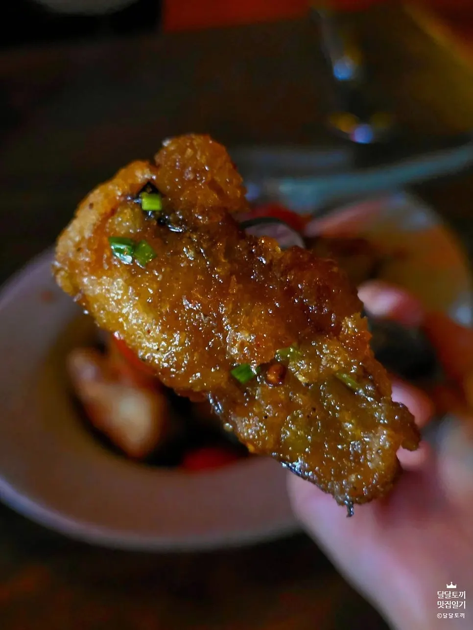 Close-up of the crispy batter on eohyang-gaji