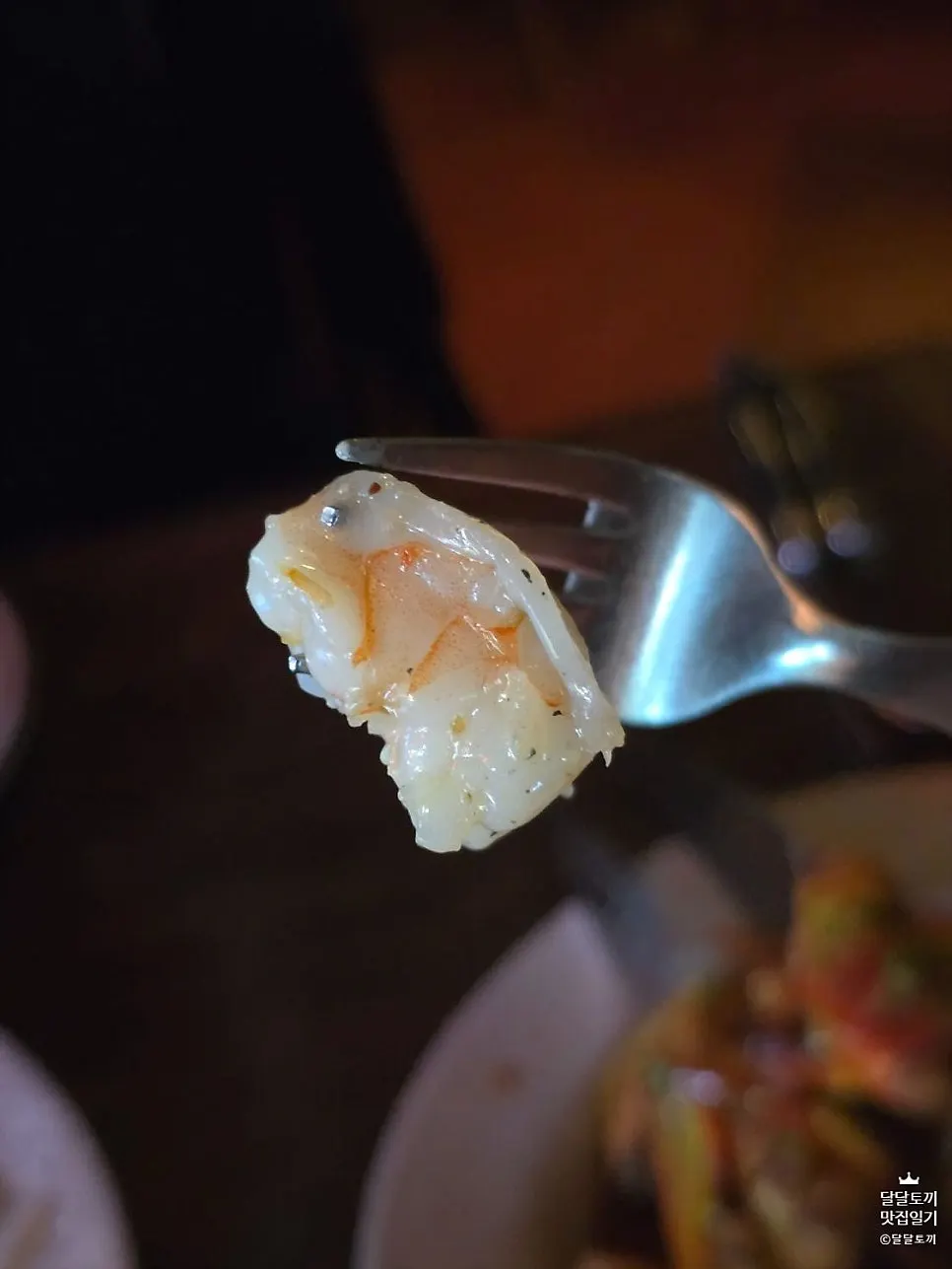 Oil pasta loaded with plump shrimp