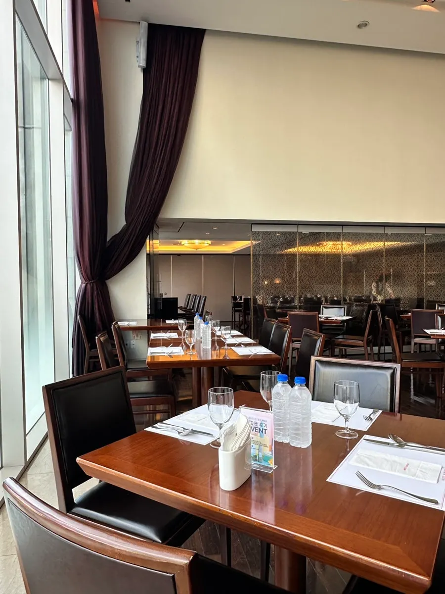 Interior view of Hotel Kukdo Patio