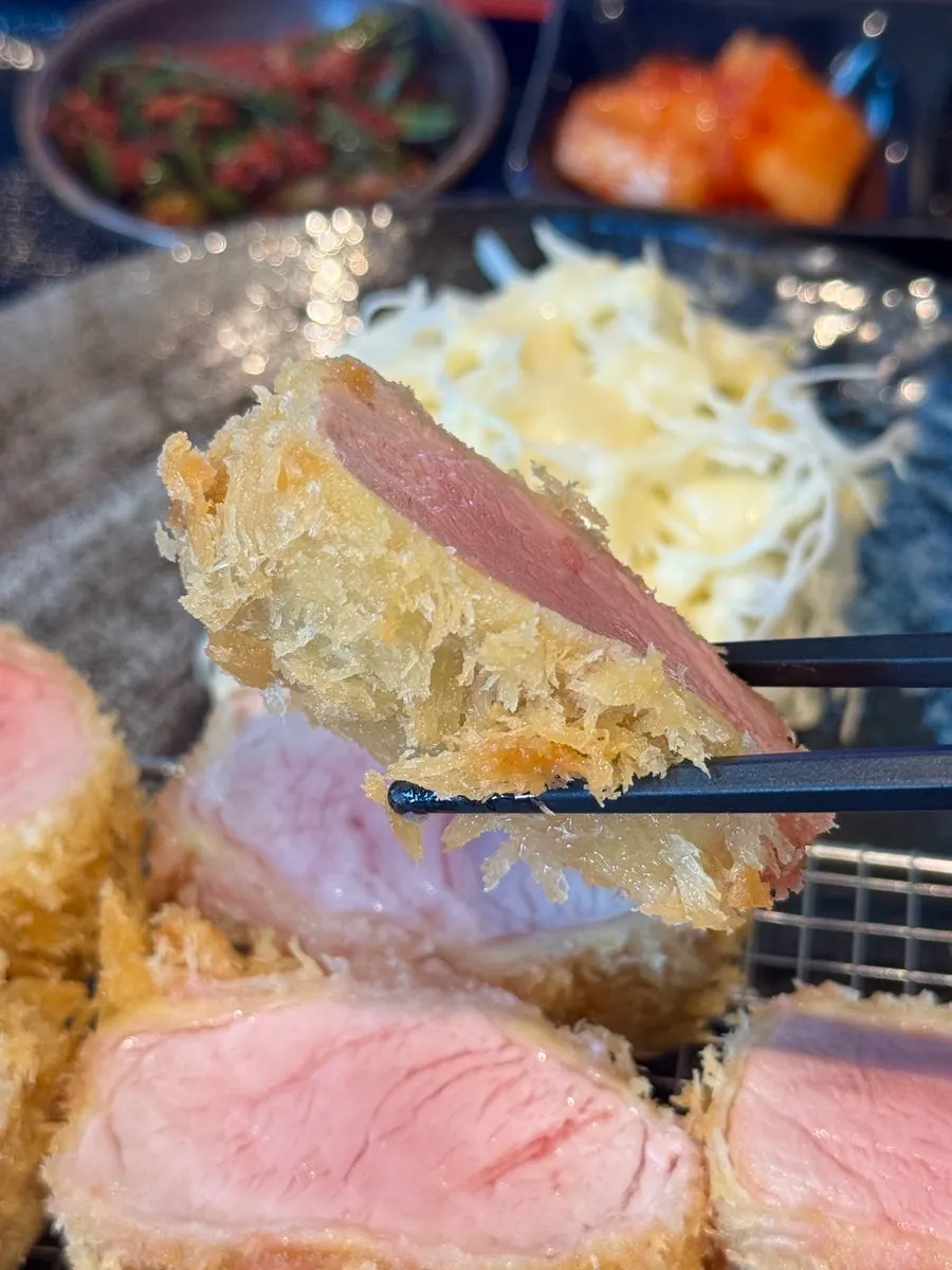 소금에 찍어 먹는 히레카츠