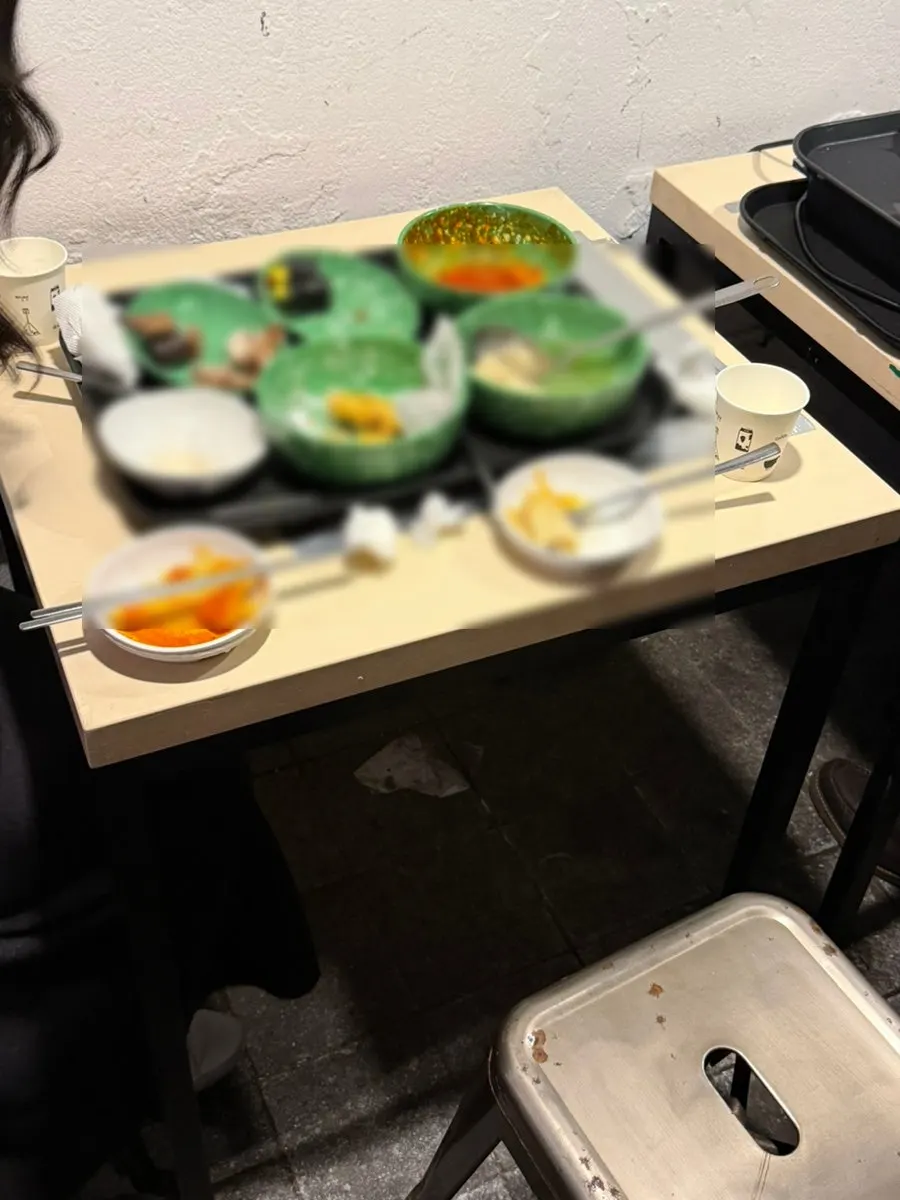 Table view after finishing the meal