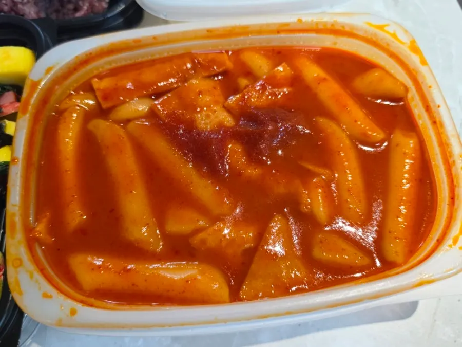 Hyeonseoni Combo Set spread with tteokbokki, sundae, fried snacks and gimbap