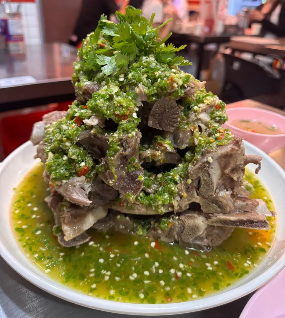 Kkai 9's leng saep with spine bones stacked like a tower