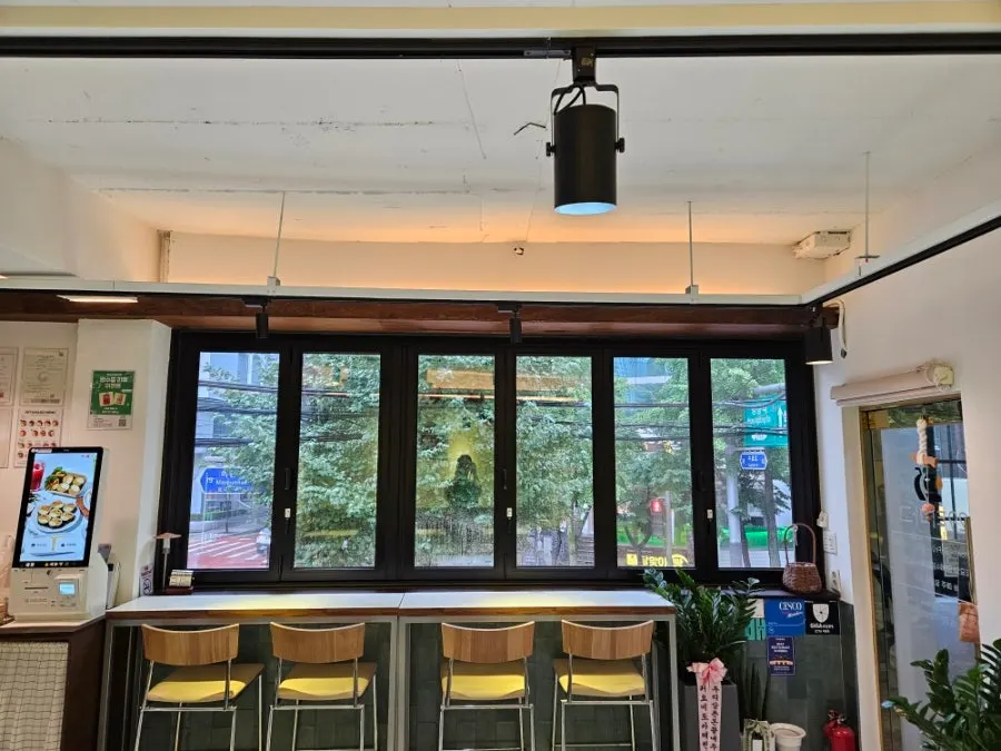 Interior view of 29 Tamago Euljiro Branch