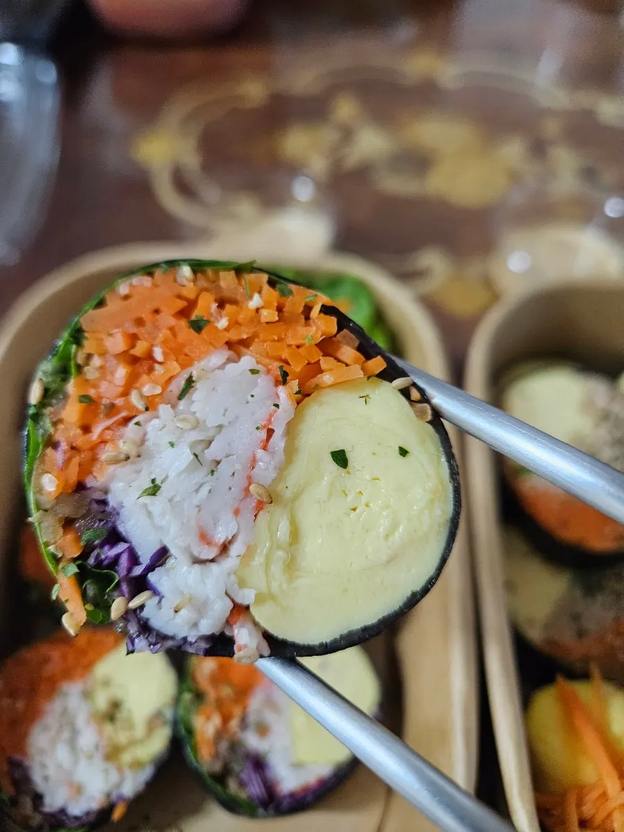 Keto vegetable gimbap filled with vegetables