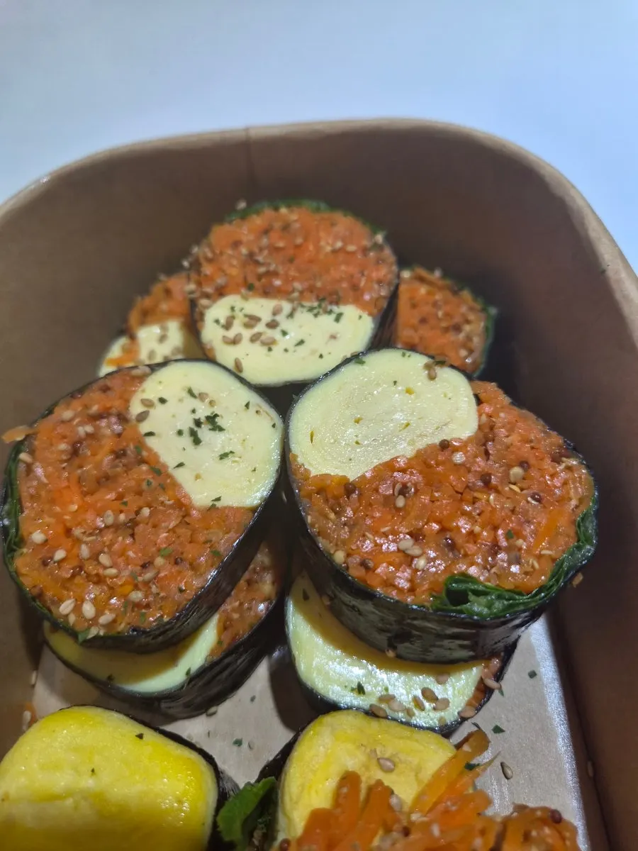 밥 대신 계란을 채운 키토김밥 3종 포장