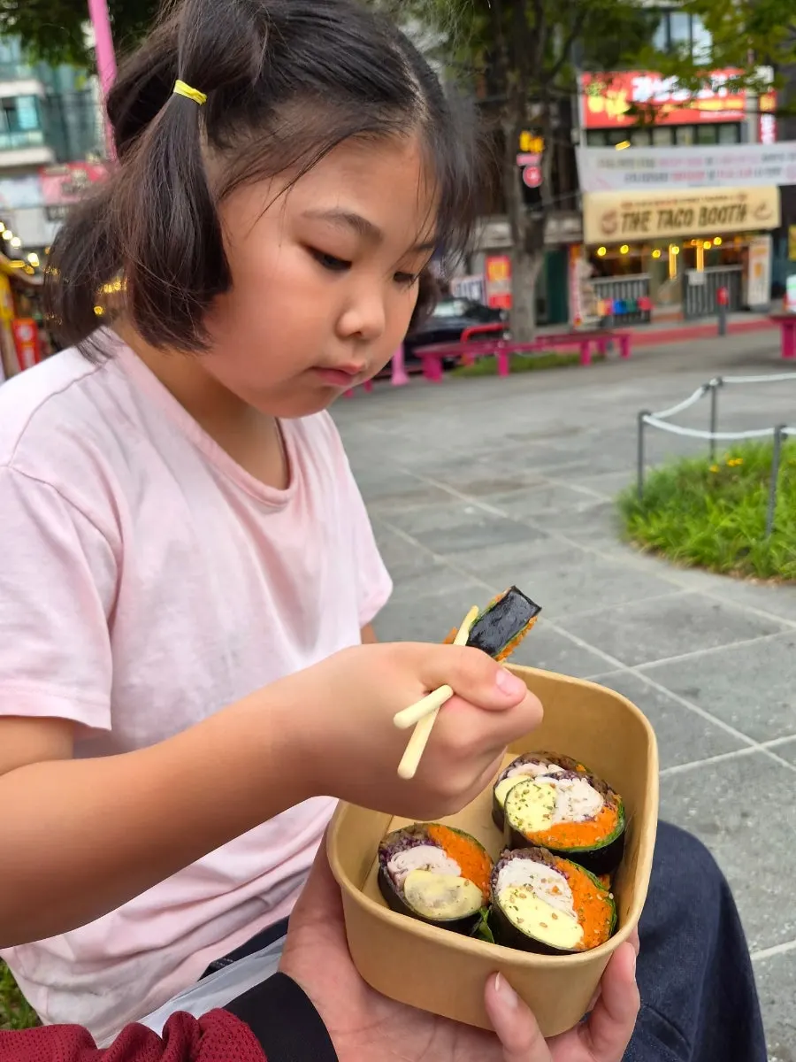 계란과 함께 먹은 키토 닭가슴살김밥