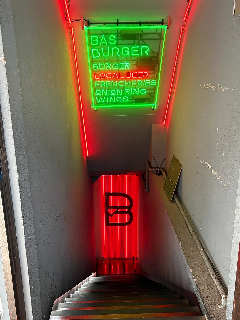 Location and visitor information for BAS Burger Euljiro Branch