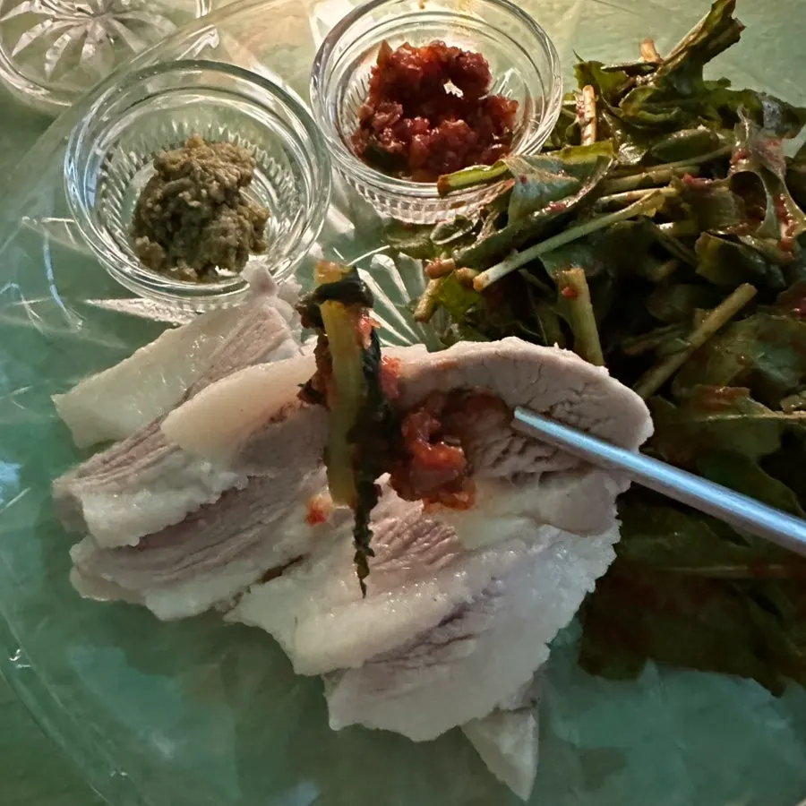 Two sauces served with the boiled pork belly