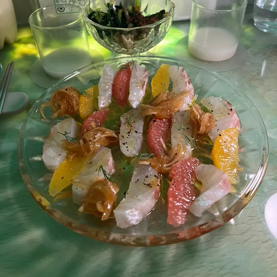 참돔으로 만든 제철회세비체