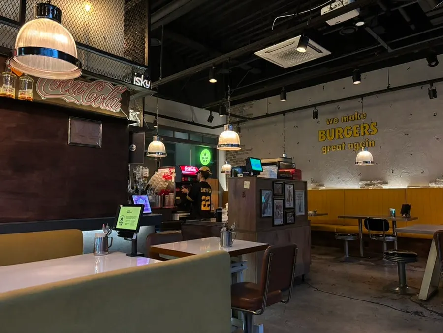 Interior of Daily Fix with an American-style atmosphere