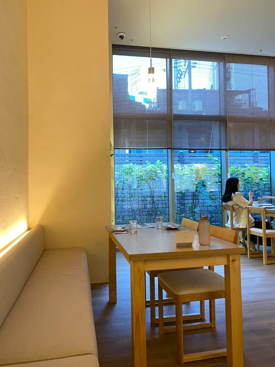 Pyu Euljiro seating with a first-date mood