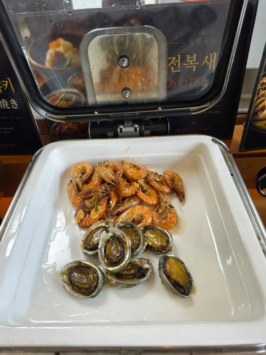 Hotel Kukdo Patio buffet food