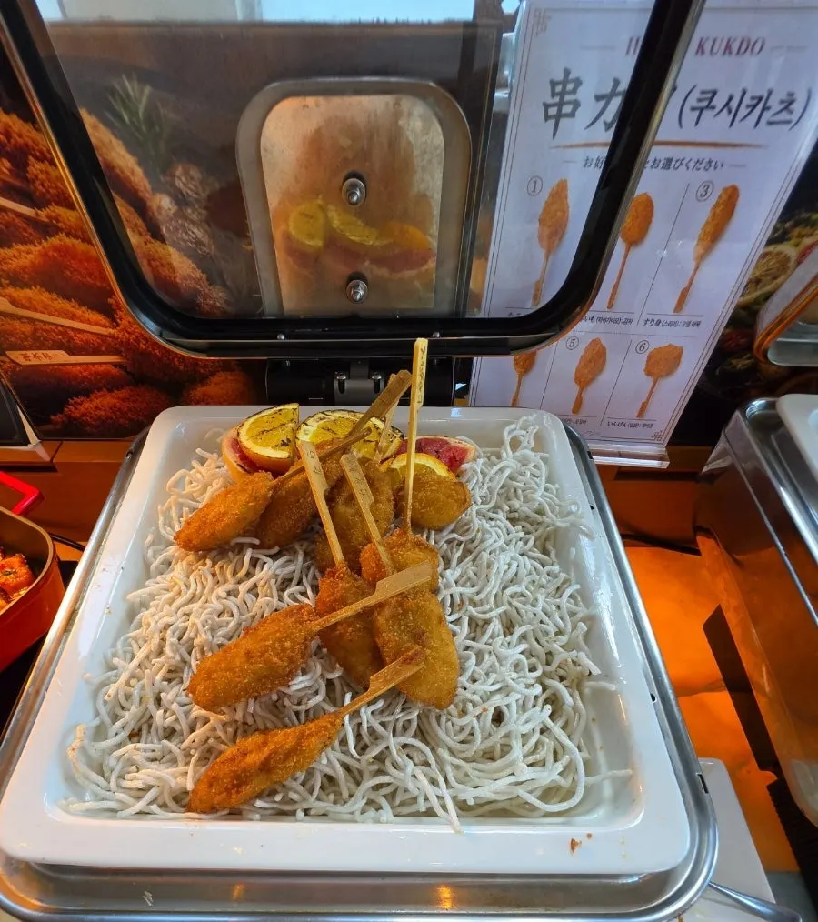 Hotel Kukdo Patio buffet food