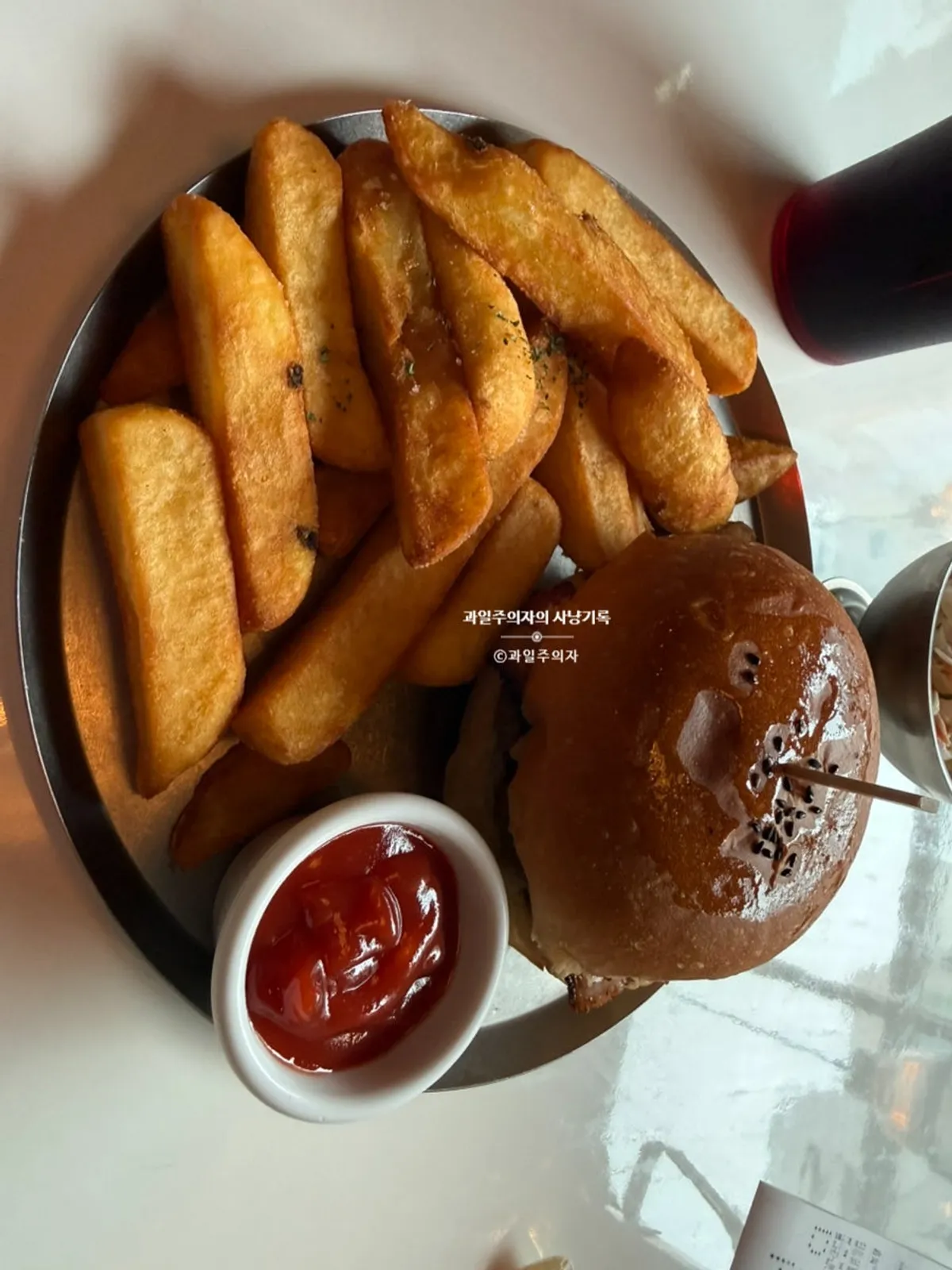 Daily Fix bacon cheeseburger set with cola