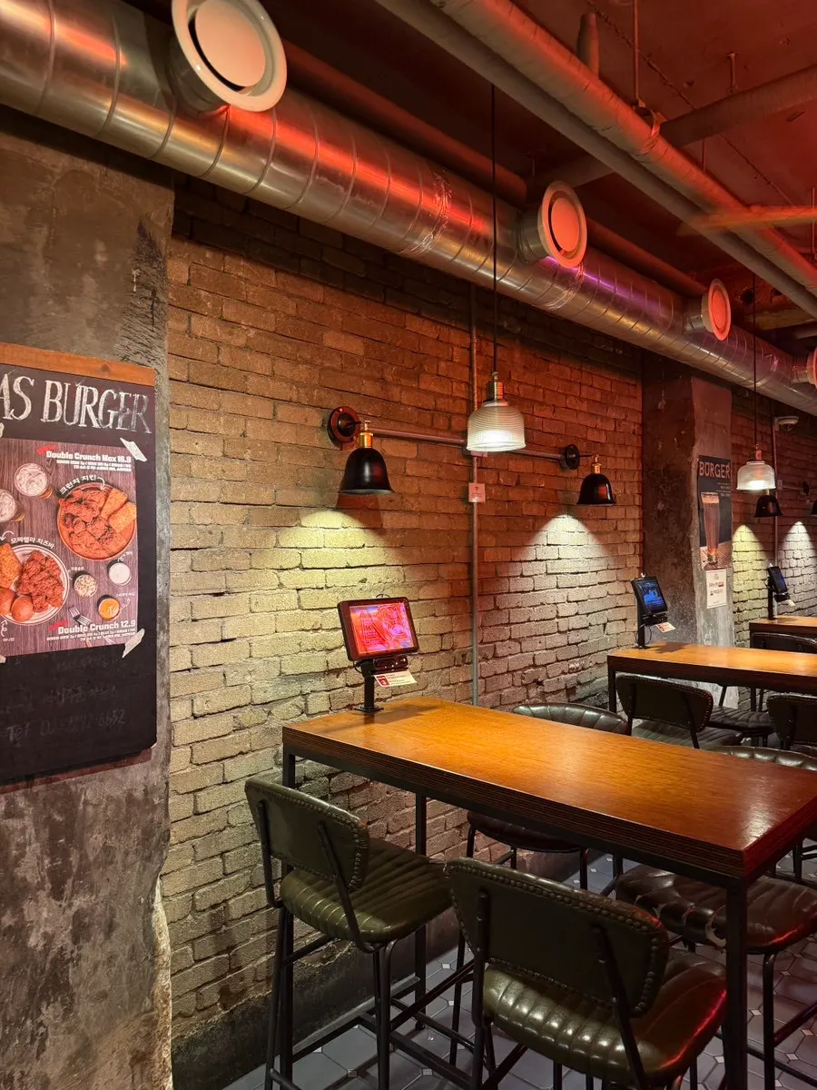 Basement entrance to BAS Burger Euljiro Branch