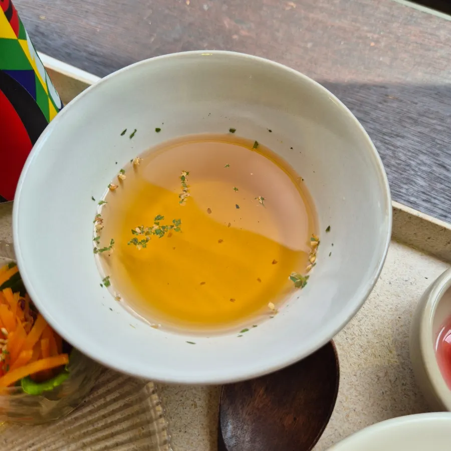 Soup served alongside the gimbap