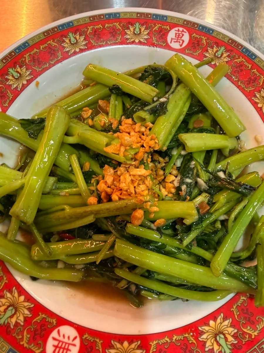 Stir-fried water spinach with lively wok char
