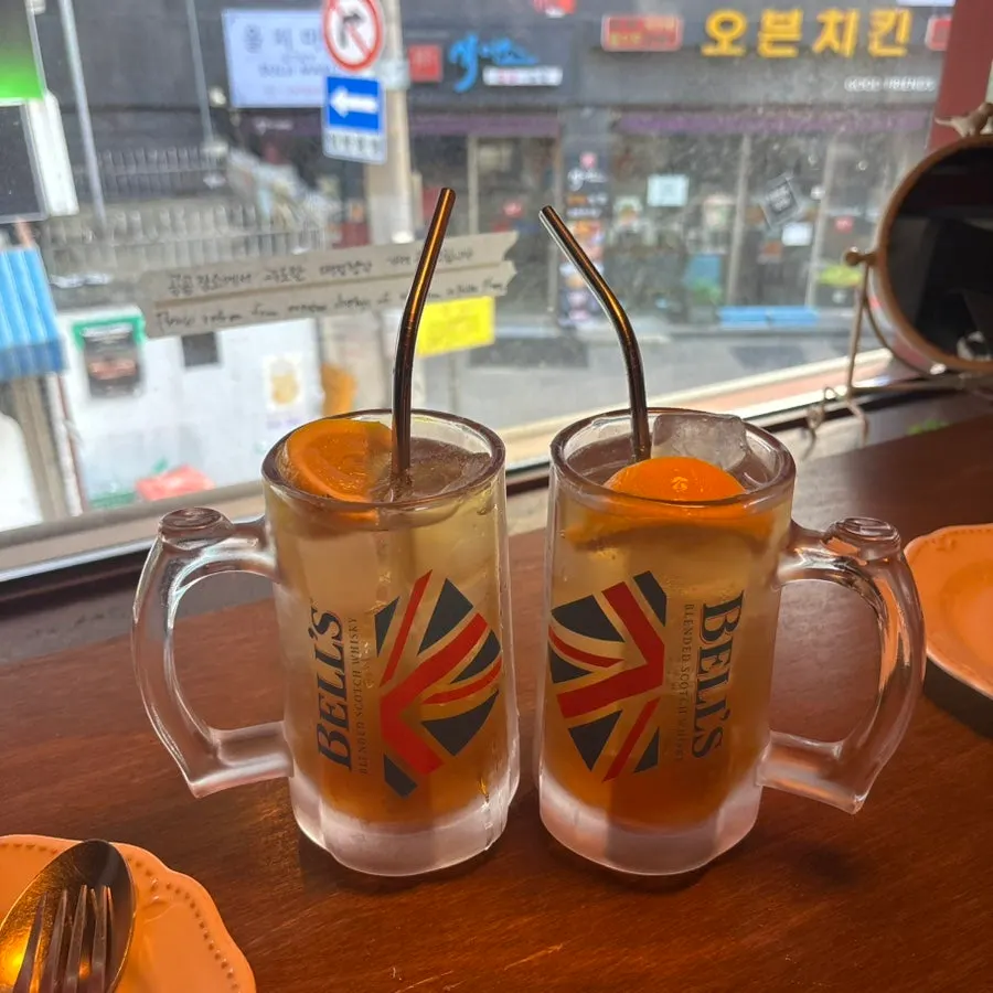 창가자리의 얼그레이하이볼