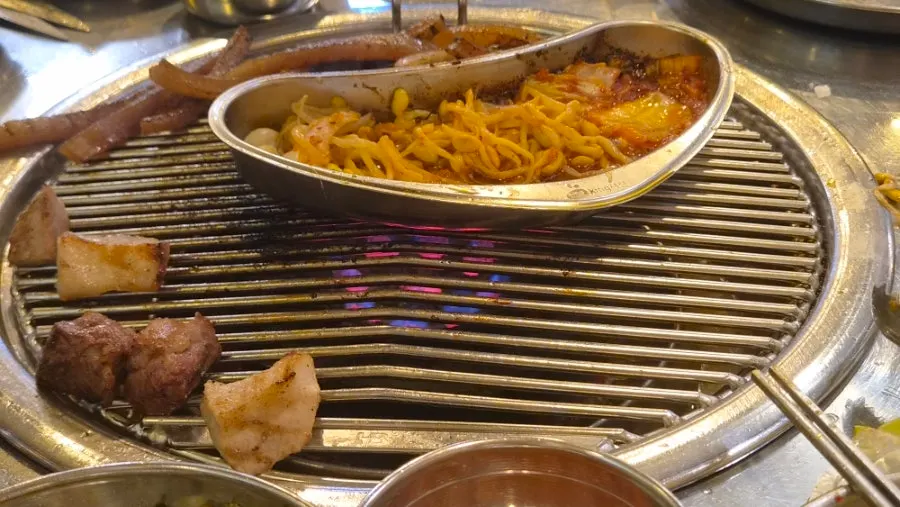 마지막으로 구운 껍데기와 갈매기살