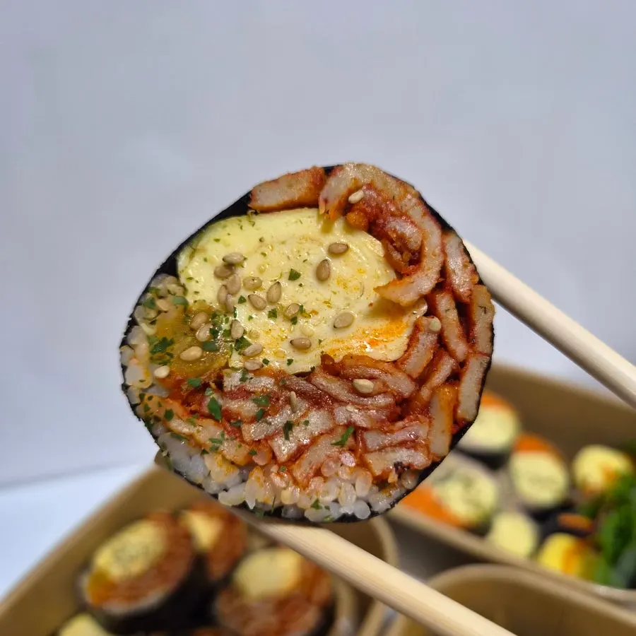 매콤어묵 김밥 한 접시