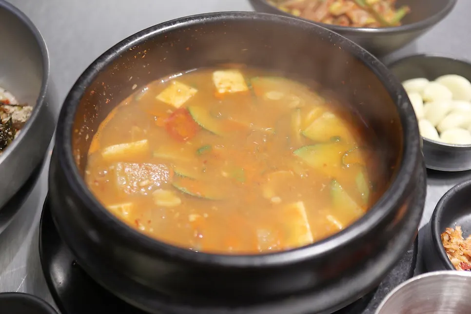 구운 고기 한 점