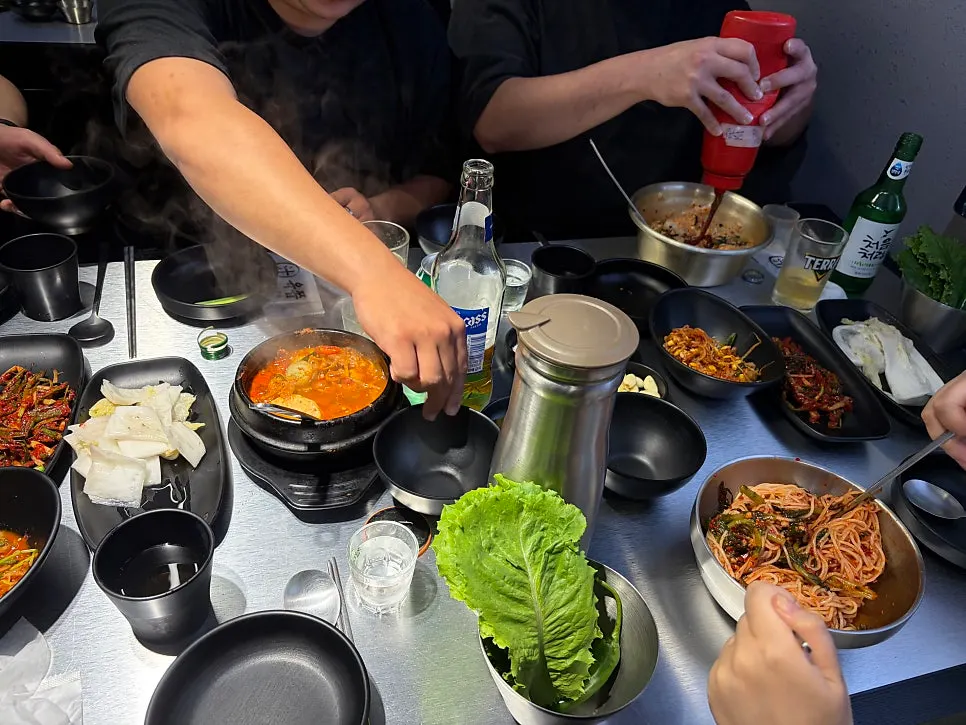 Yeolmu bibimbap with sauce mixed in