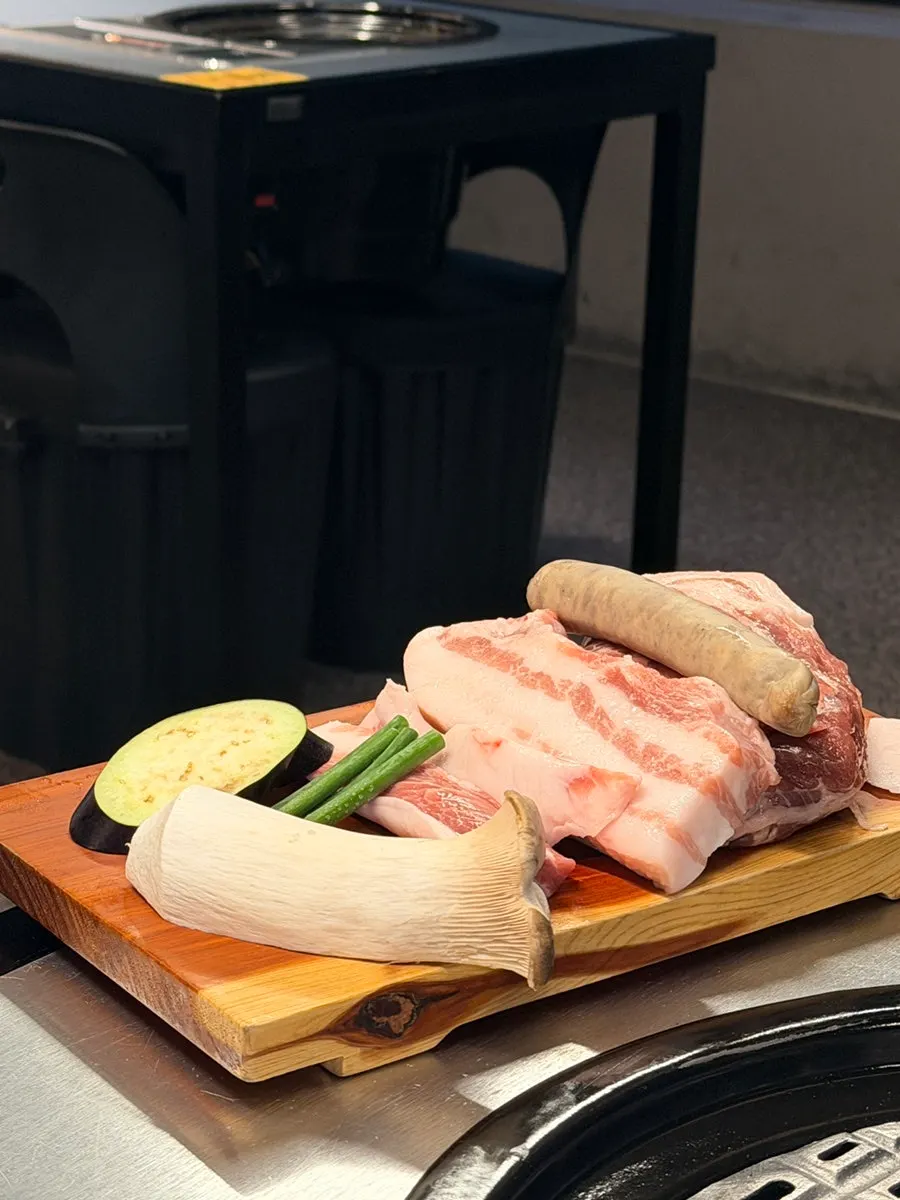 Pork belly, pork neck, and gabrisal set