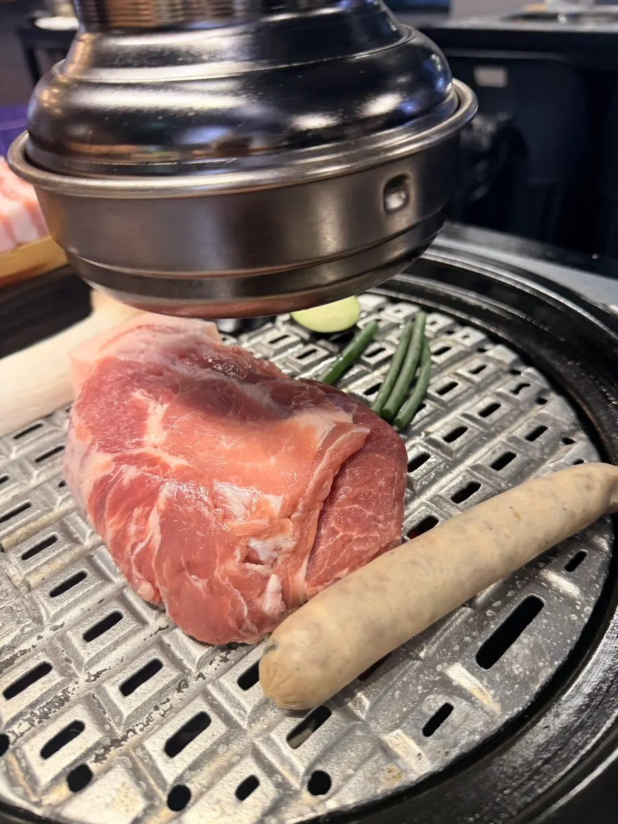 Meal dishes ordered with the meat