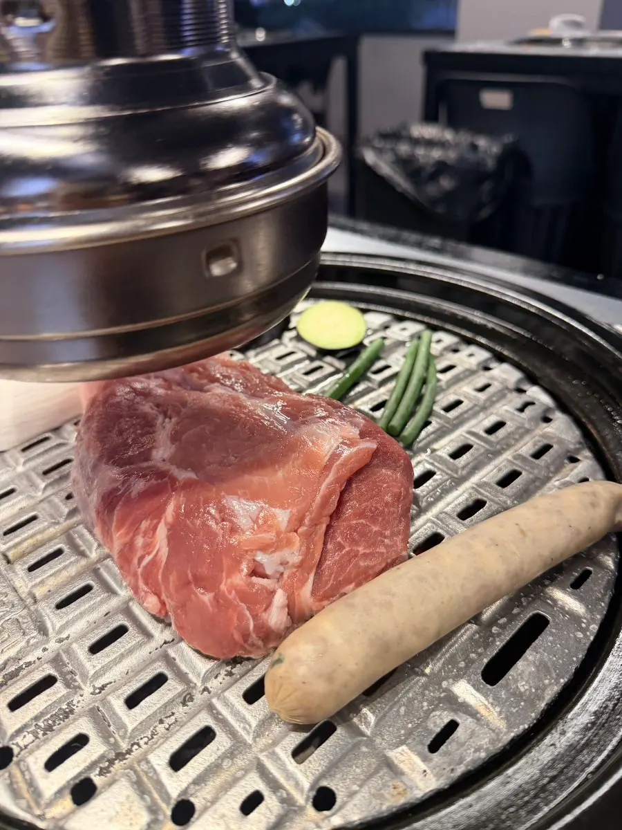 Meal dishes ordered with the meat
