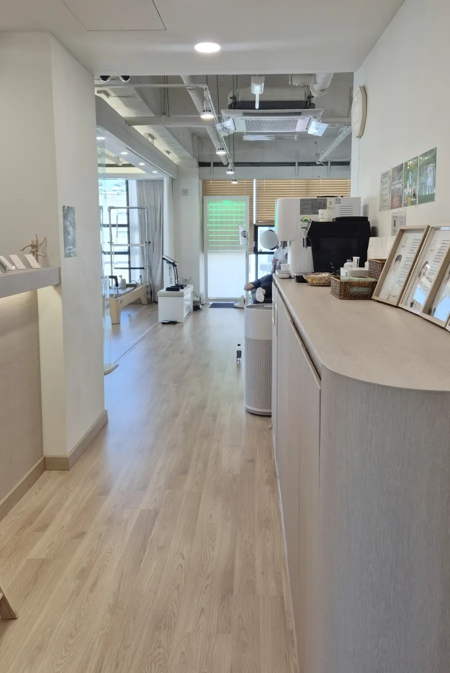 Spacious interior of Statefit PT&Pilates
