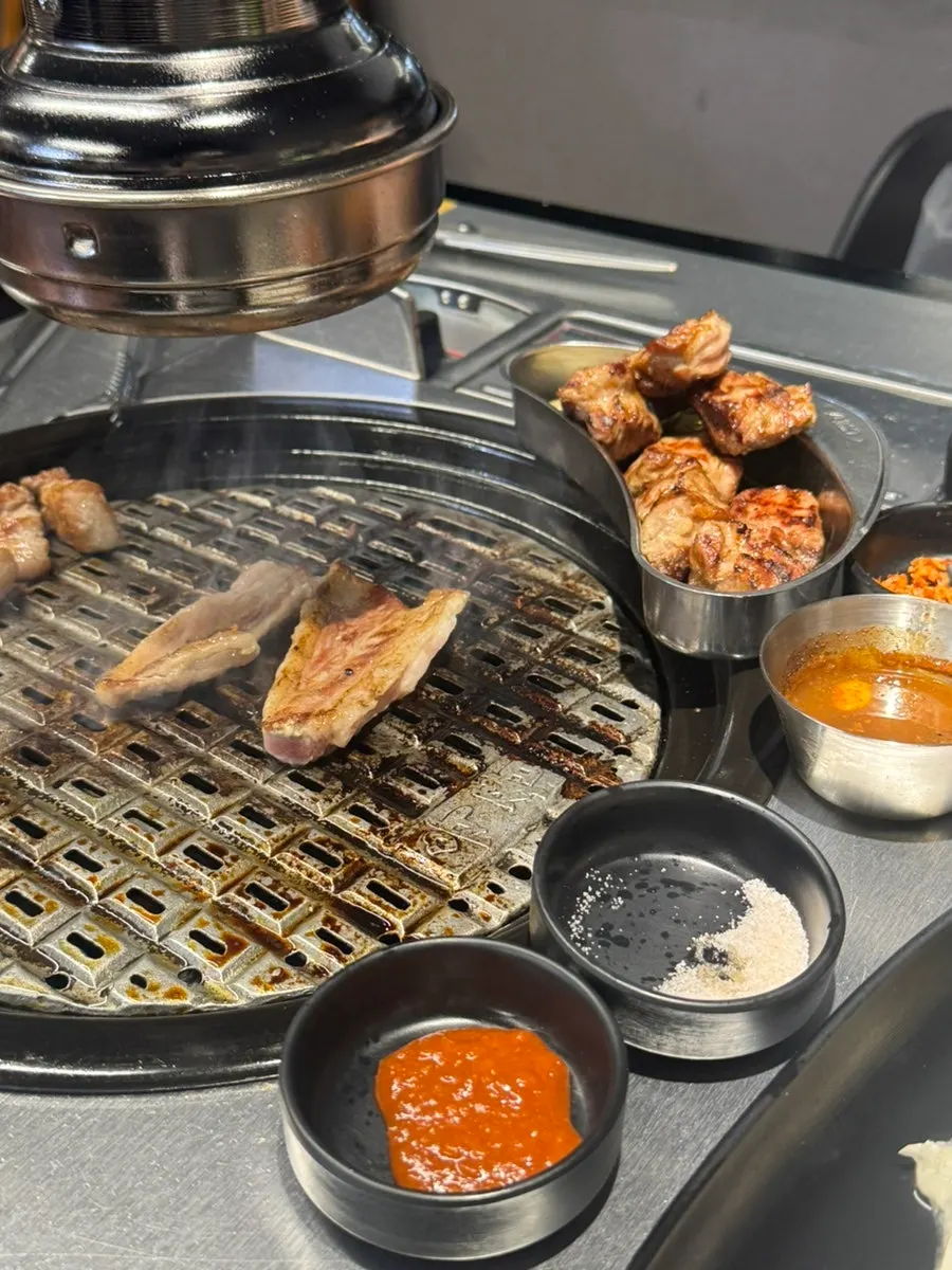 구워진 육쯥 가브리살