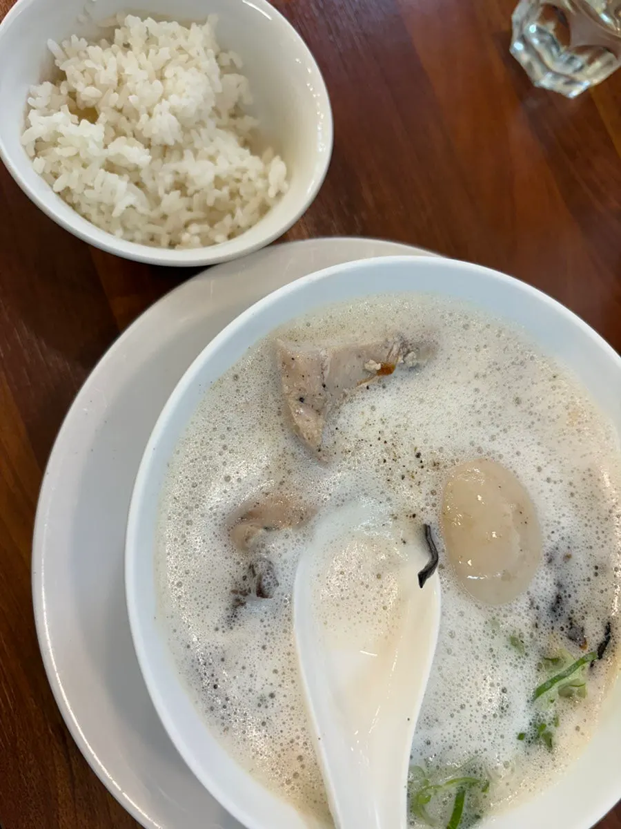 The ramen bowl refilled with extra broth