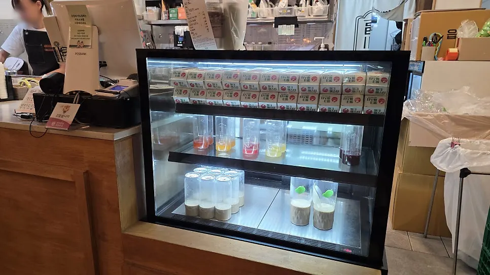 Order details and total shown on the kiosk