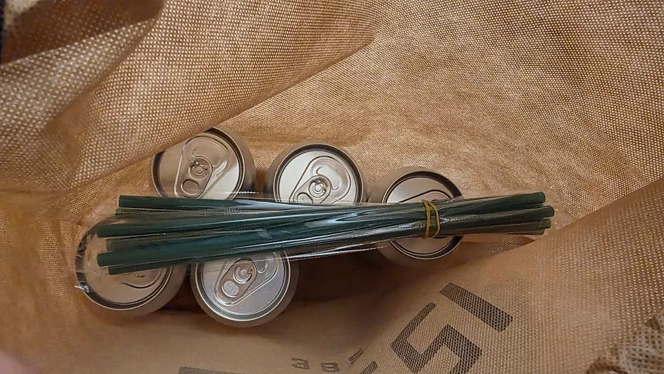 Eopcheonri misugaru in a canned container
