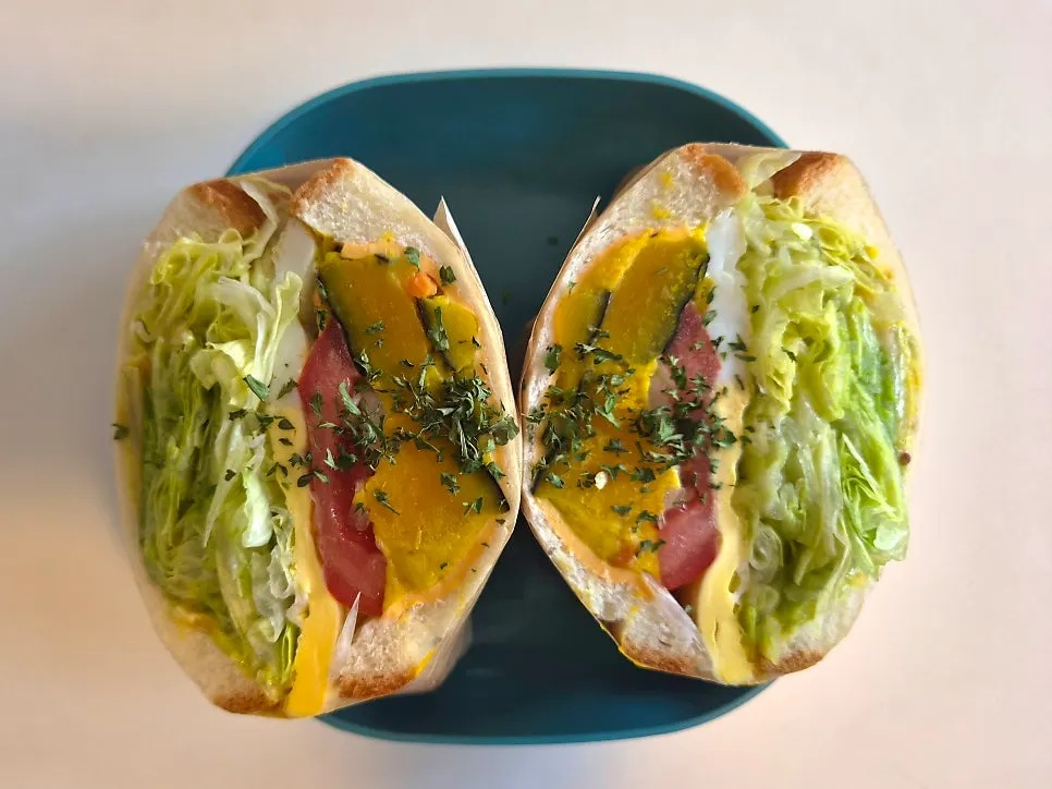 Cross-section of the sweet pumpkin sandwich