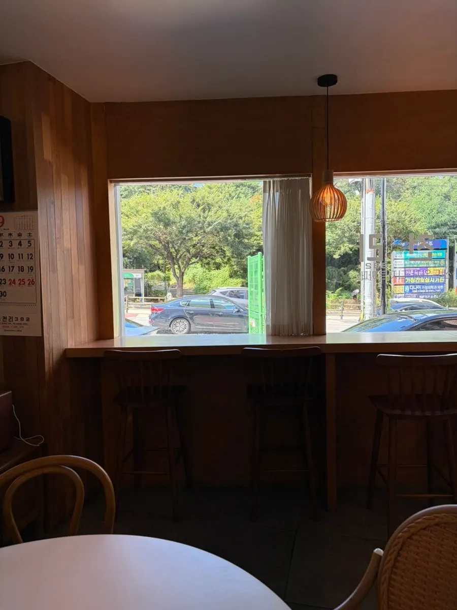 Spacious interior seating at Eopcheonri382 Chungbuk National University Branch